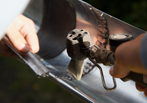 Remplacement de gouttières aluminium Lens