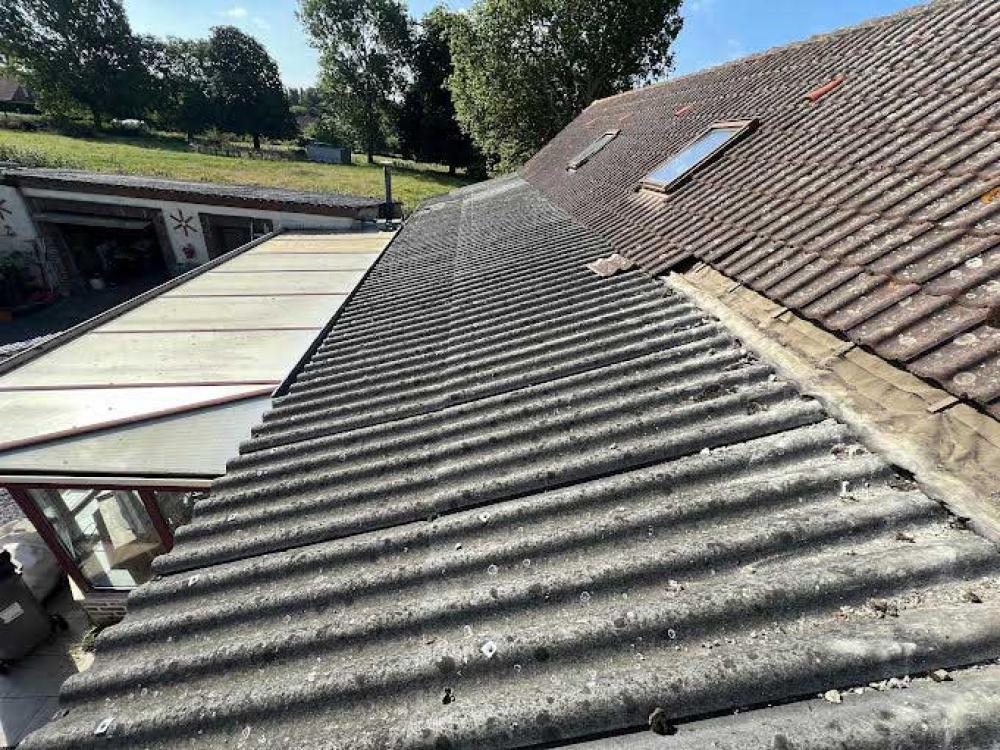 Toiture rénovée pour maison individuelle à Herlies