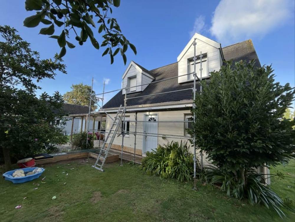 Avant-après rénovation de toiture à Saint-Laurent-Blangy